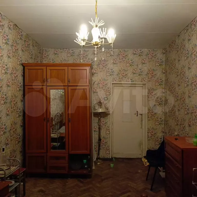 Комната 18 м в 3-к., 7/7 эт. - Фото 1