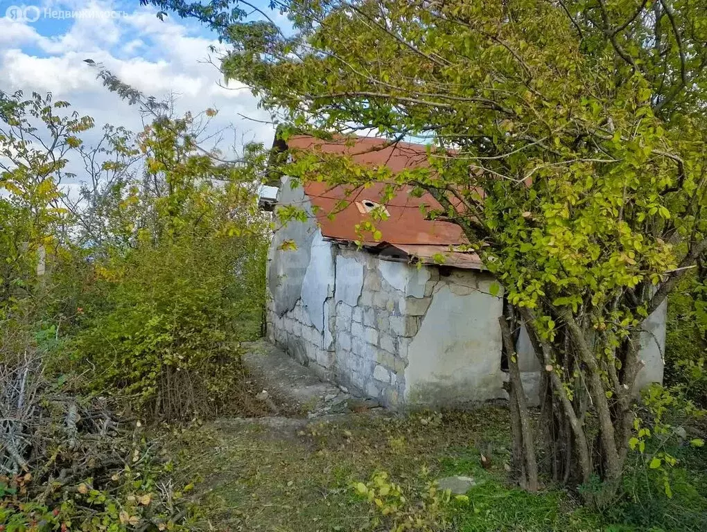 Участок в Феодосия, Виноградная улица (4.3 м) - Фото 1