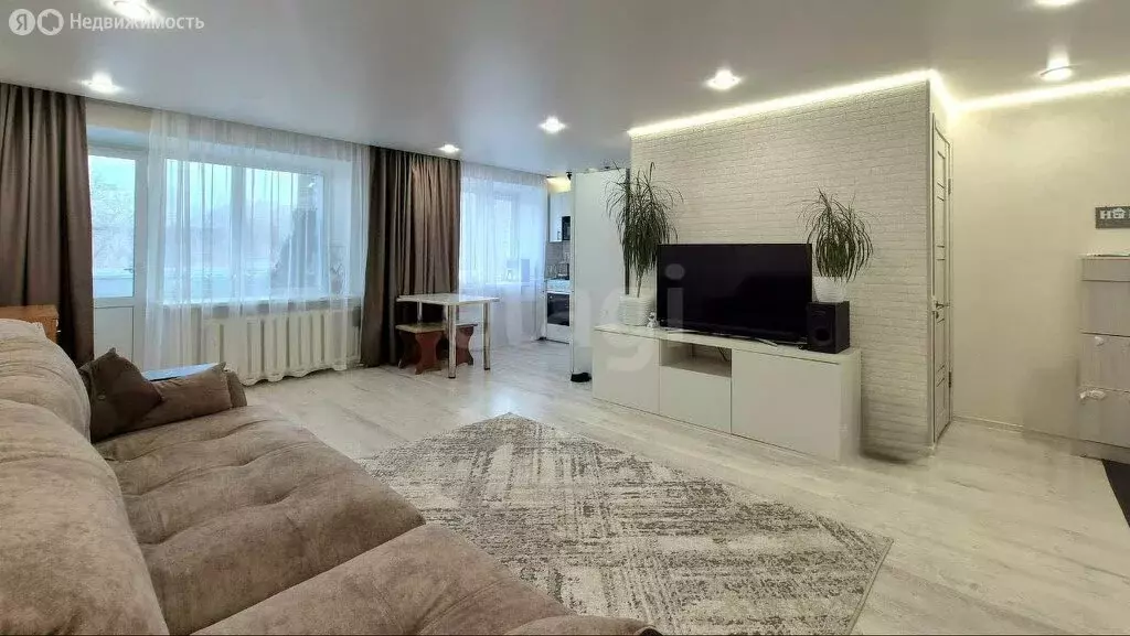 2-комнатная квартира: Череповец, улица Ленина, 84 (41.9 м) - Фото 1