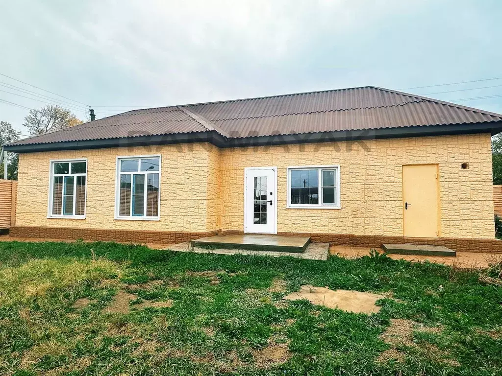Дом в Адыгея, Гиагинская ст-ца ул. Ленина, 20 (71 м) - Фото 0