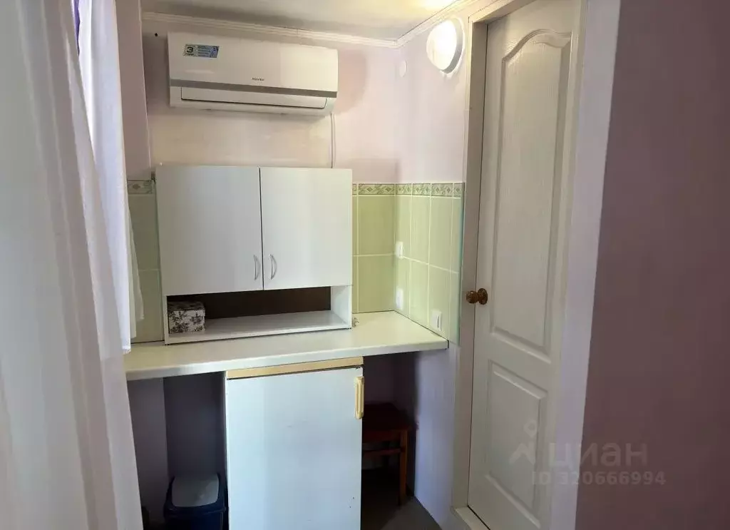 Комната Крым, Судак муниципальный округ, с. Морское ул. Мартынова, 16 - Фото 2