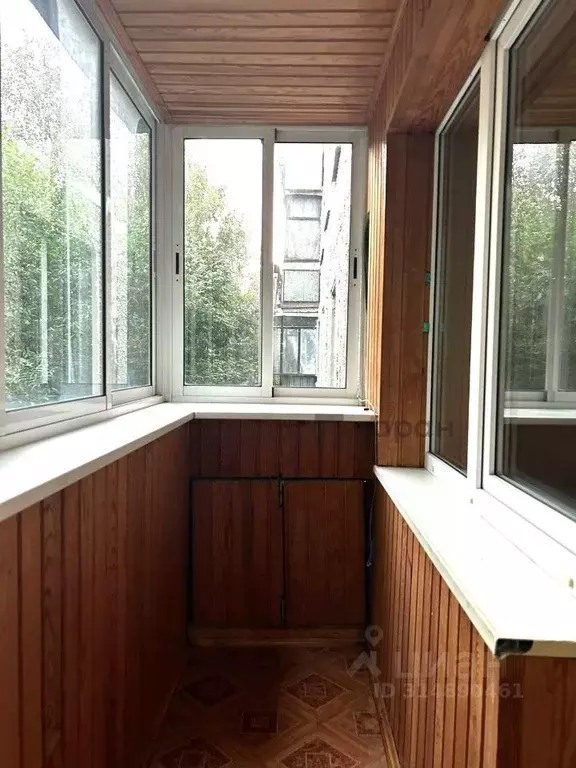 4-к кв. Челябинская область, Челябинск ул. Бурденюка, 16 (61.2 м) - Фото 1