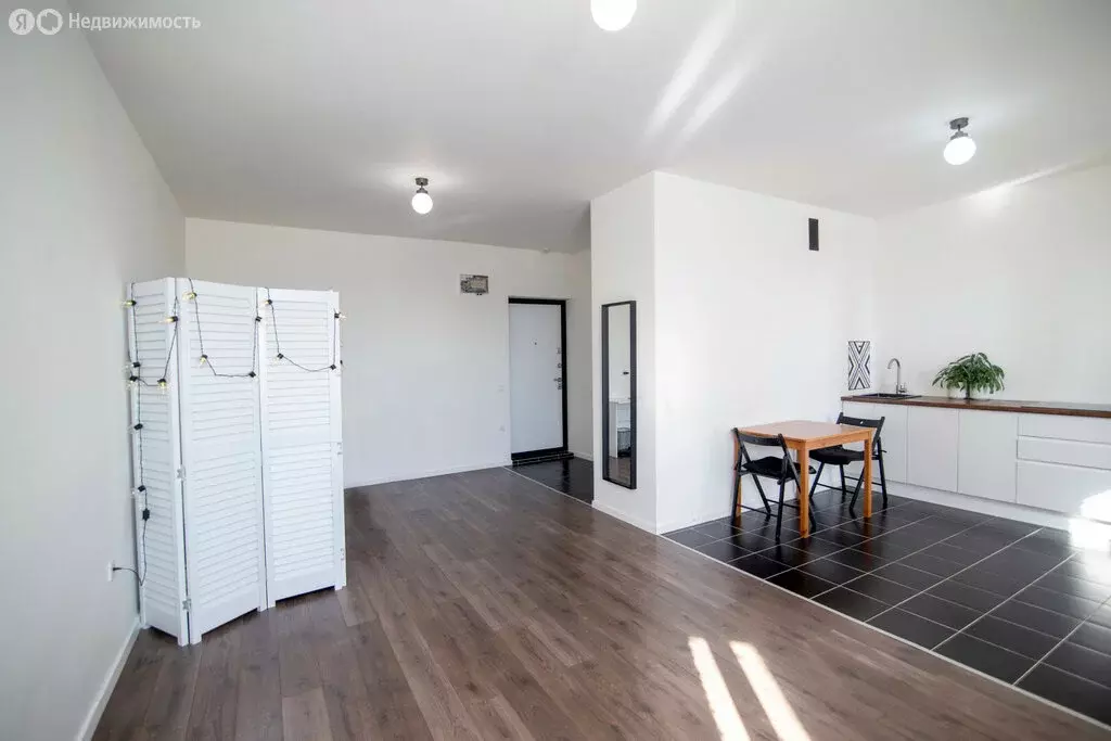 Квартира-студия: Ульяновск, улица Радищева, 148А (36.8 м) - Фото 2