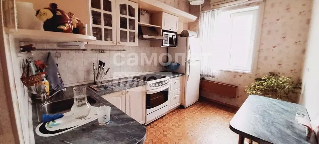 2-к кв. Астраханская область, Астрахань ул. Медиков, 7 (70.0 м) - Фото 1