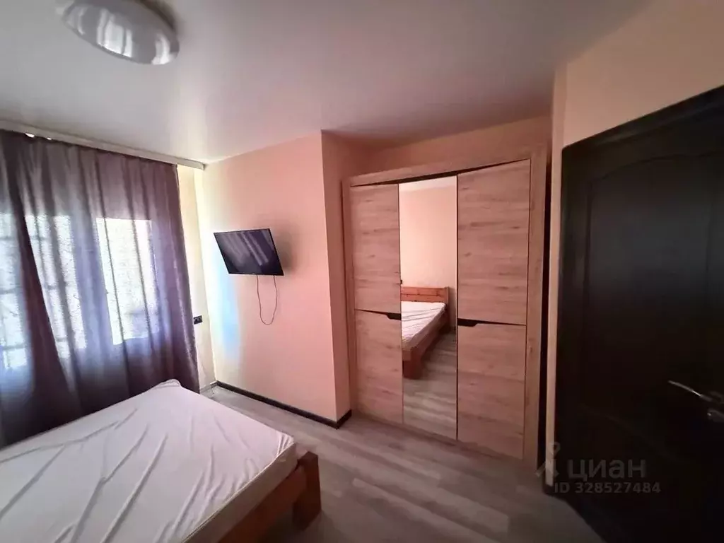 Дом в Краснодарский край, Горячий Ключ ул. Кондратьева (50 м) - Фото 1