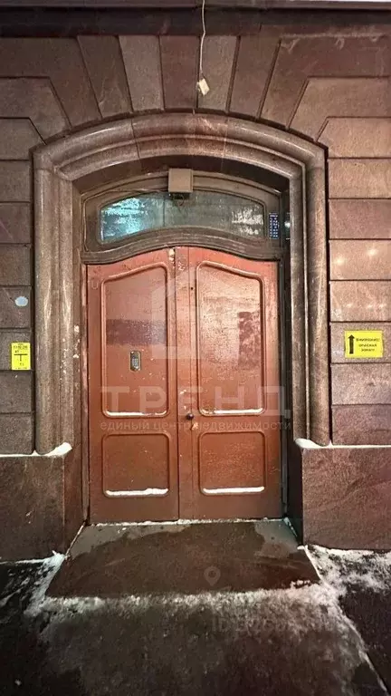 Комната Санкт-Петербург 12-я Васильевского острова линия, 13 (17.0 м) - Фото 1