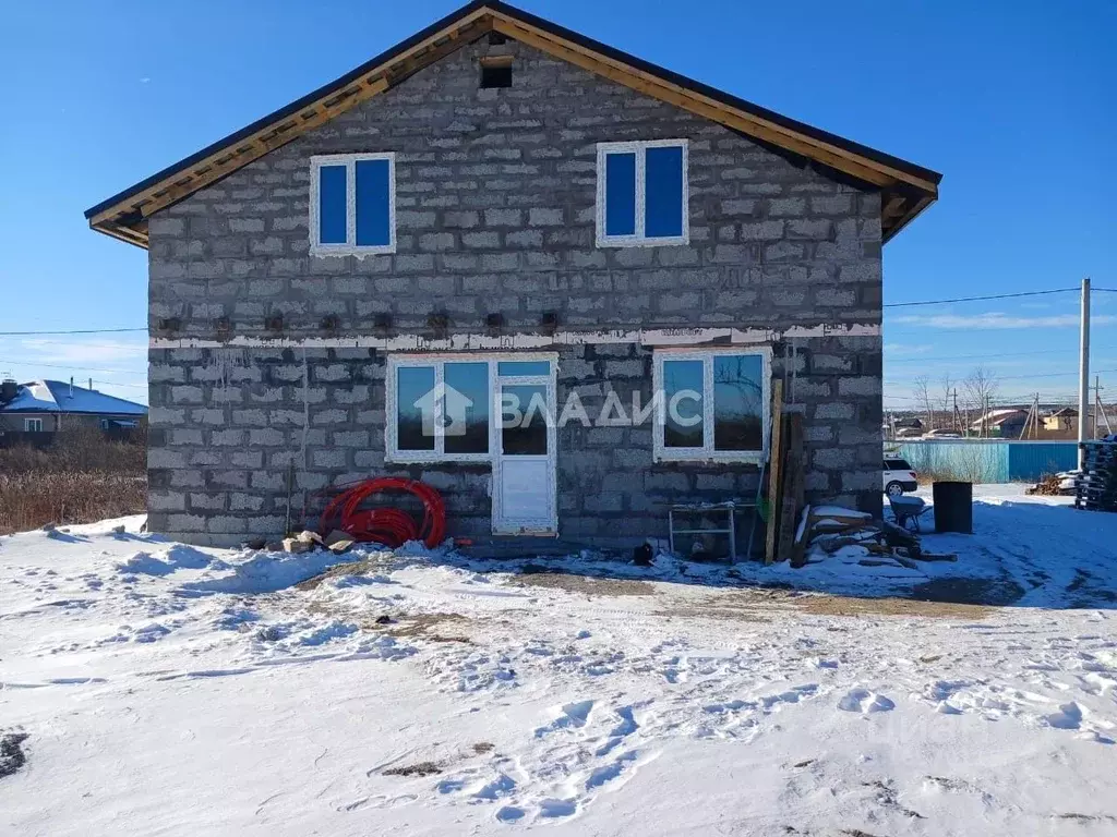 Дом в Амурская область, Благовещенск СПУ-5 кв-л,  (200 м) - Фото 1