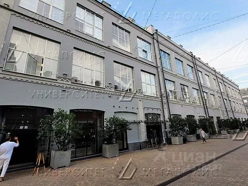 Торговая площадь в Москва Вятская ул., 27С13 (398 м) - Фото 1