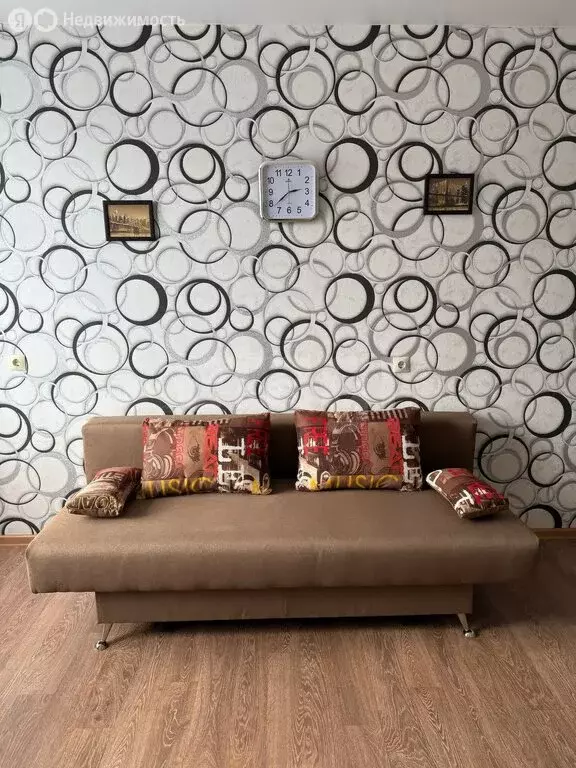 1-комнатная квартира: Камышлов, Карловарская улица, 1 (35 м) - Фото 2