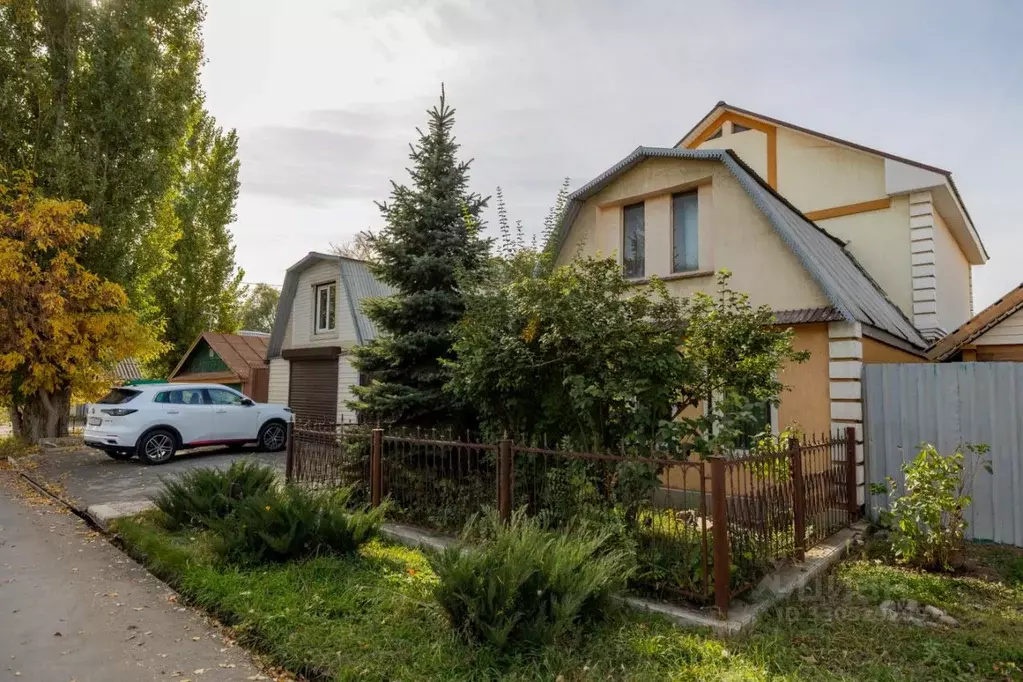 Дом в Оренбургская область, Оренбург просп. Братьев Коростелевых, 103 ... - Фото 1