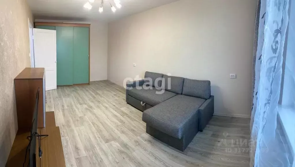 1-к кв. Вологодская область, Череповец Октябрьский просп., 83 (35.5 м) - Фото 1