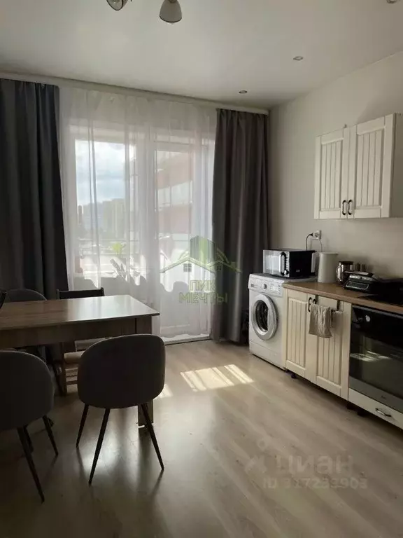 2-к кв. Бурятия, Улан-Удэ 140А мкр, 25 (56.9 м) - Фото 0