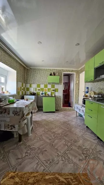 Дом в Крым, Раздольненский район, Березовское с/пос, с. Березовка ул. ... - Фото 1