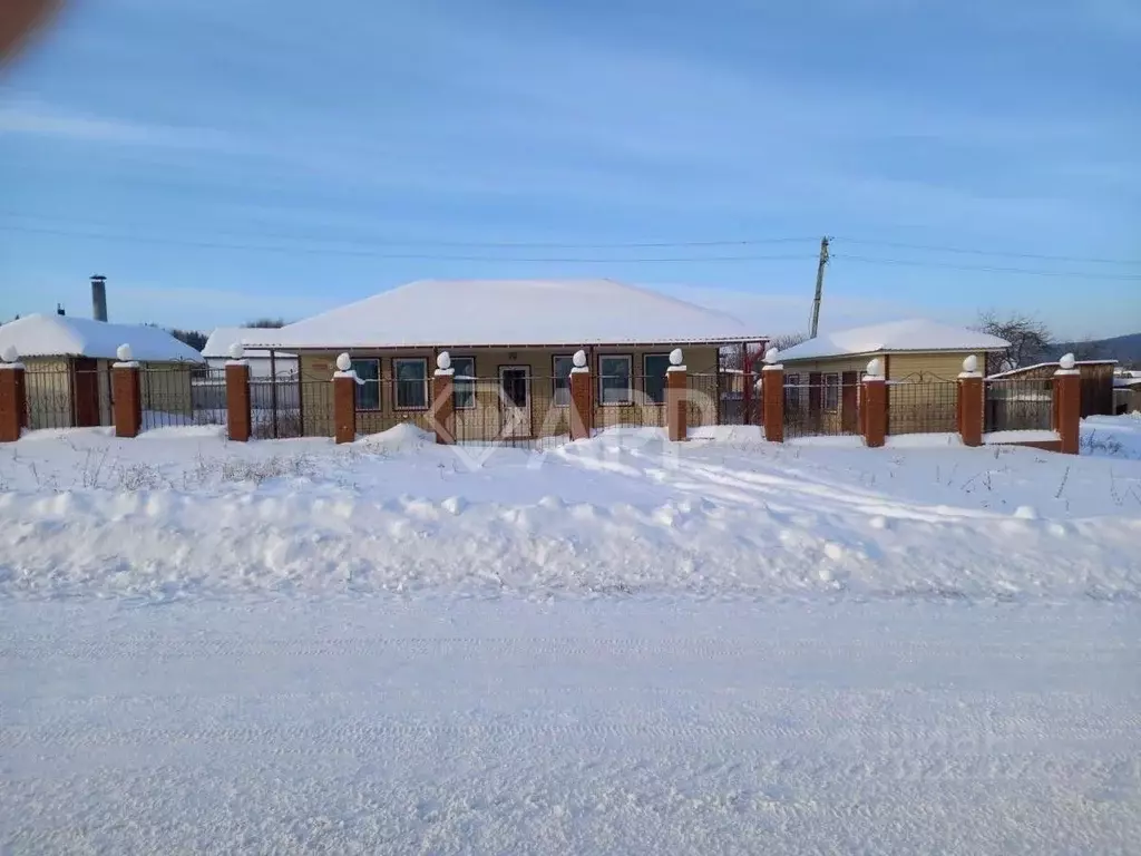 Помещение свободного назначения в Удмуртия, Сарапульский район, с. ... - Фото 1