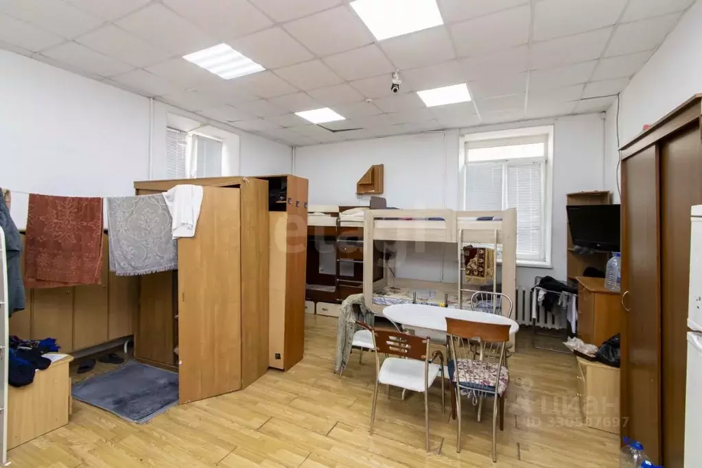 Помещение свободного назначения в Тюменская область, Тюмень ул. ... - Фото 1