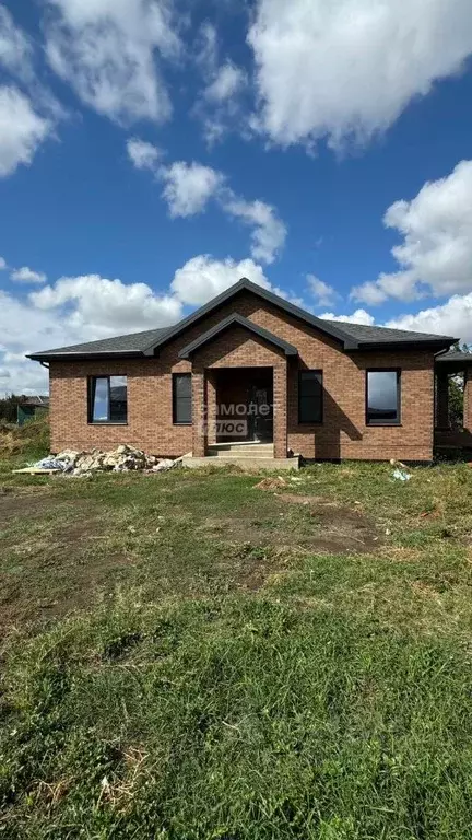 Дом в Краснодарский край, Кореновск 2-й кв-л,  (129 м) - Фото 1