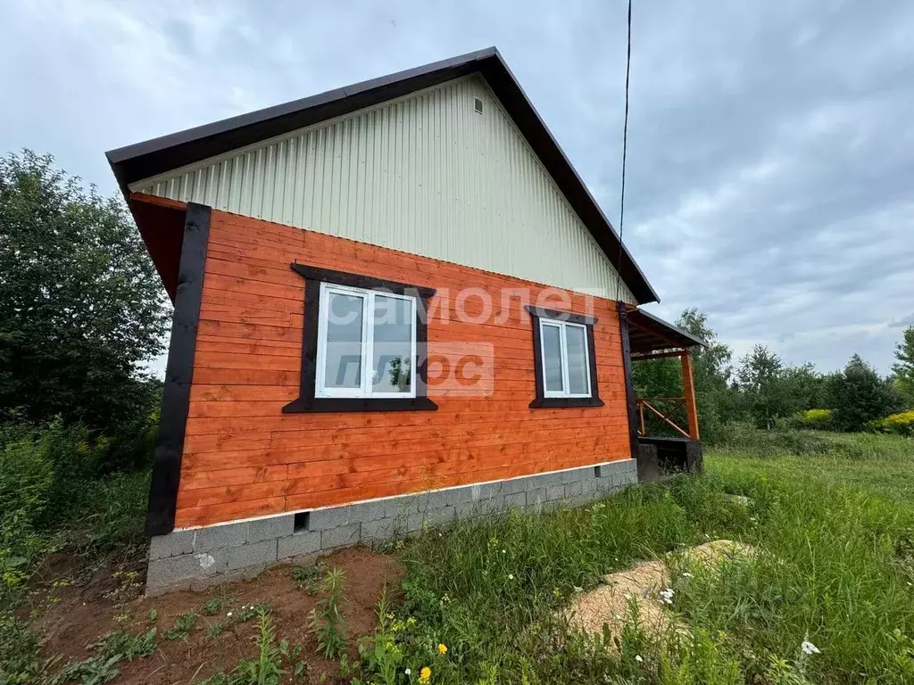 Дом в Башкортостан, Иглинский сельсовет, с. Иглино ул. Железнодорожная ... - Фото 0