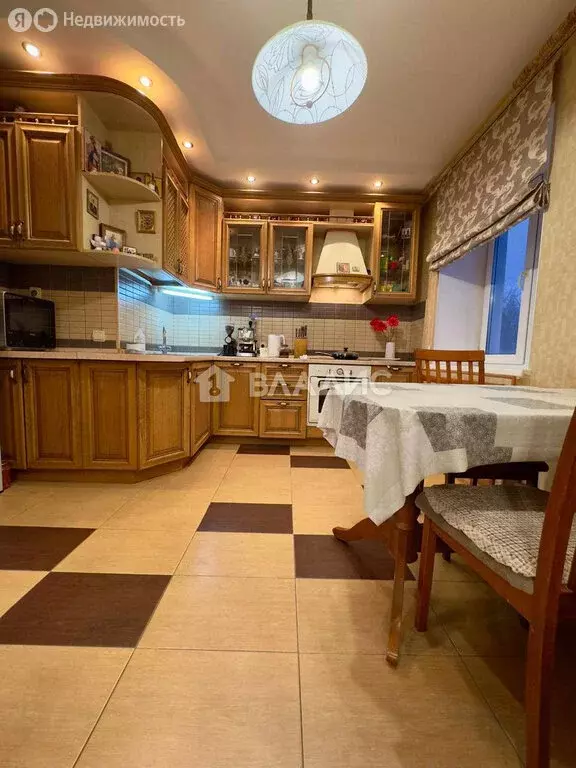 3-комнатная квартира: посёлок Звёздный, улица Ленина, 18 (71 м) - Фото 1