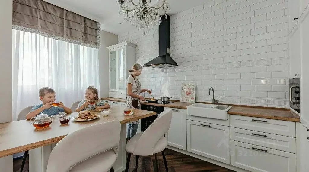 3-к кв. Башкортостан, Уфа Комсомольская ул., 2 (76.0 м) - Фото 2