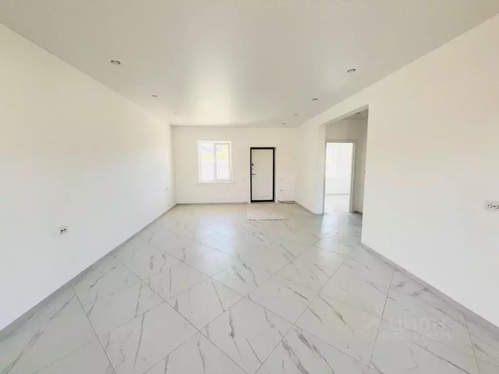 Дом в Иркутская область, Иркутский муниципальный округ, д. Столбова ... - Фото 0