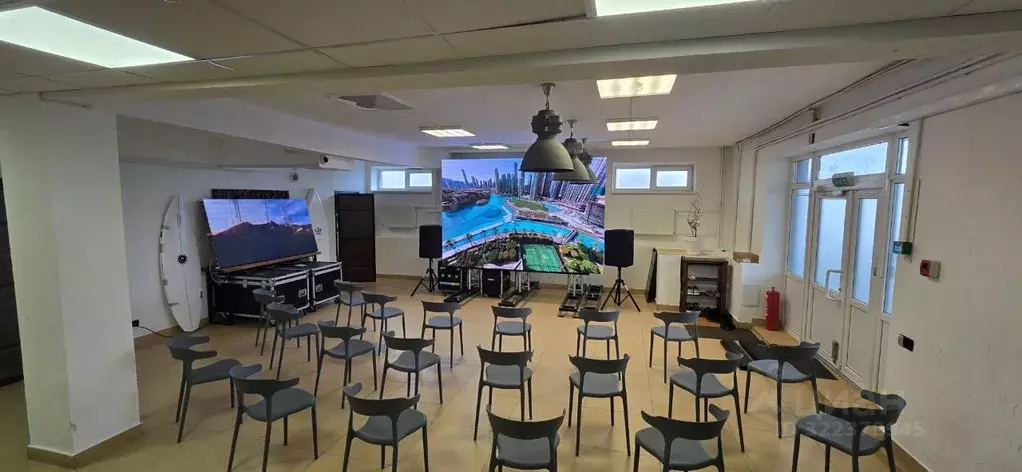 Помещение свободного назначения в Калужская область, Совхоз Боровский ... - Фото 2