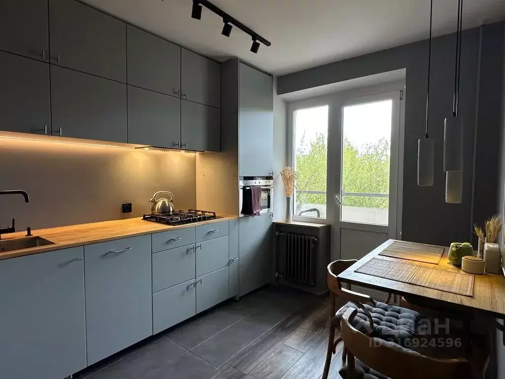 2-к кв. Тверская область, Торжок ул. Мира, 24 (53.0 м) - Фото 0