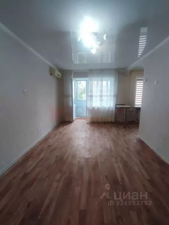 3-к кв. Ростовская область, Волгодонск ул. Кадолина, 10 (50.0 м) - Фото 1