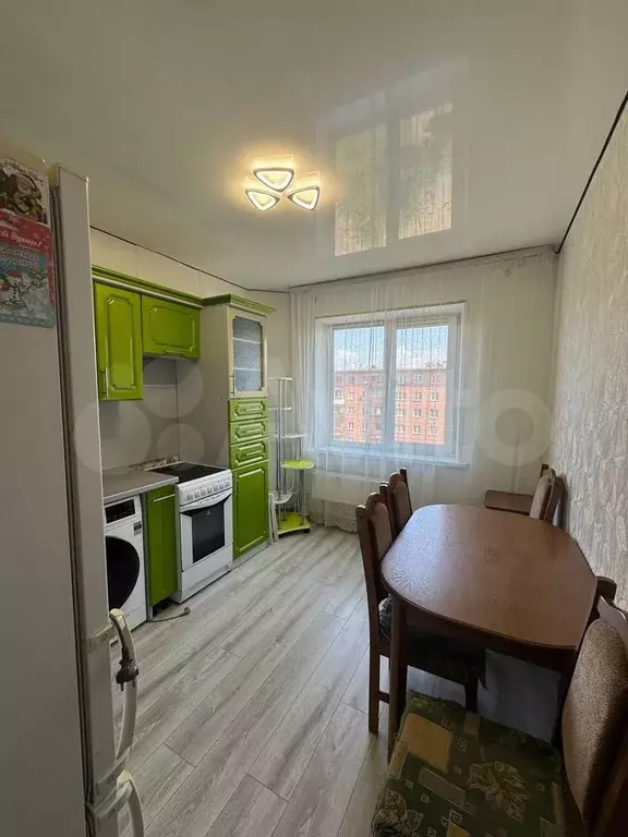 1-к. квартира, 37 м, 4/10 эт. - Фото 1