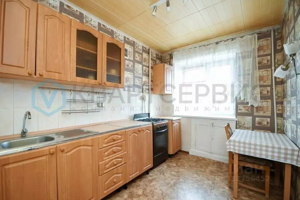 2-к кв. Омская область, Омск наб. Иртышская, 43 (39.8 м) - Фото 1
