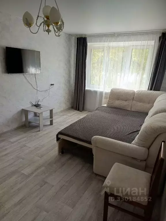 1-к кв. Саратовская область, Саратов Железнодорожная ул., 96 (30.0 м) - Фото 1