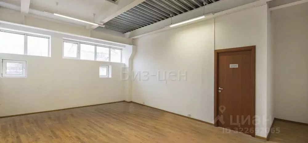 Офис в Санкт-Петербург ул. Трефолева, 2БН (40 м) - Фото 1