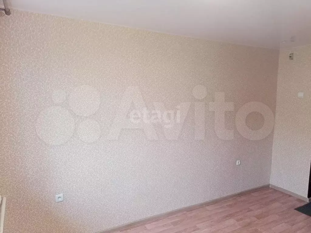 Комната 15 м в 4-к., 5/5 эт. - Фото 1