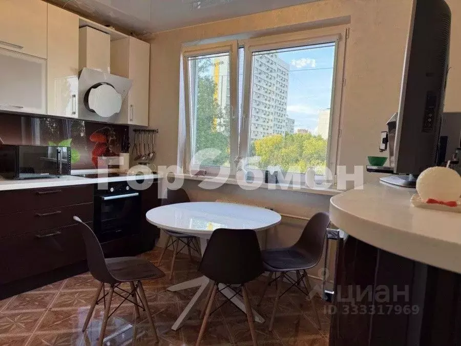 3-к кв. Москва ул. Островитянова, 36 (74.8 м) - Фото 1