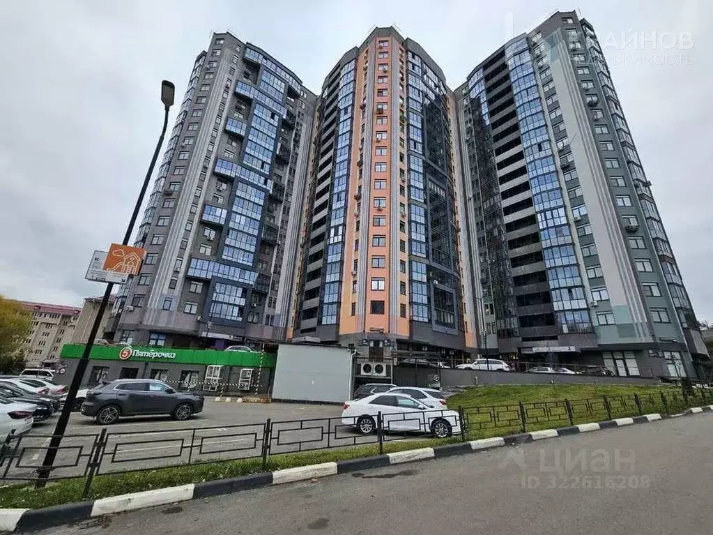 2-к кв. Воронежская область, Воронеж наб. Максима Горького, 49Б (70.1 ... - Фото 1