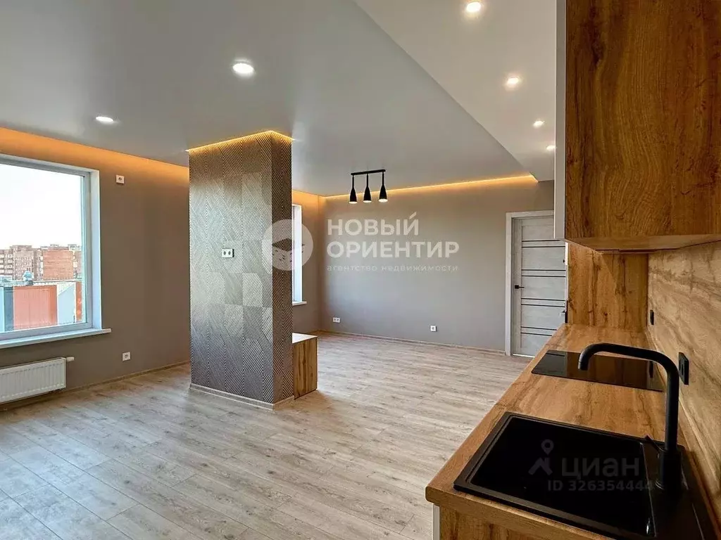 3-к кв. Свердловская область, Екатеринбург ул. Пехотинцев, 2В (100.0 ... - Фото 1