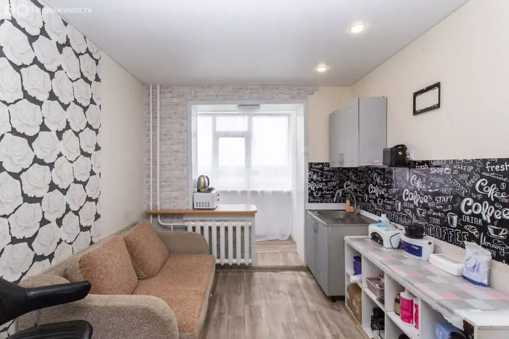 1-комнатная квартира: посёлок Сумкино, улица Маяковского, 13 (27 м) - Фото 2