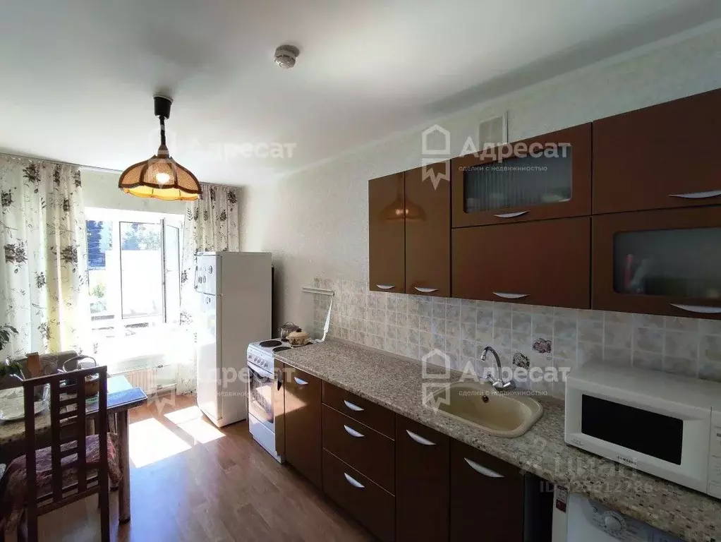 1-к кв. Волгоградская область, Волгоград Петровская ул., 9 (37.4 м) - Фото 2