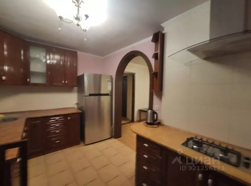 2-к кв. Крым, Керчь пер. 1-й Портовый, 6к1 (60.0 м) - Фото 1