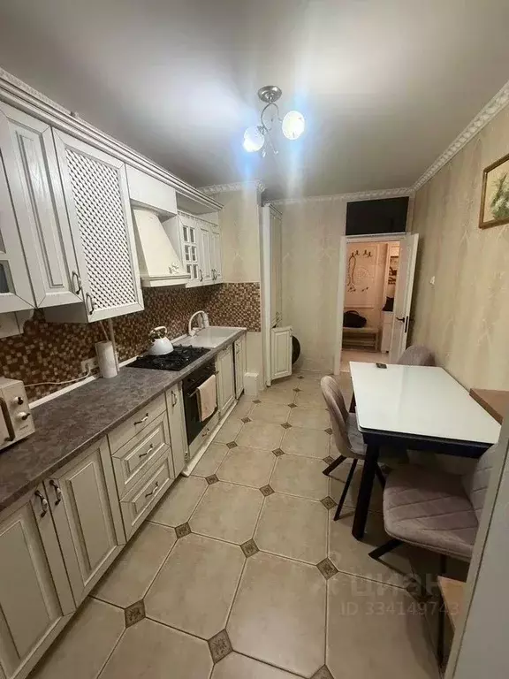 3-к кв. Крым, Симферополь ул. 60 лет Октября, 28/80 (67.0 м) - Фото 1