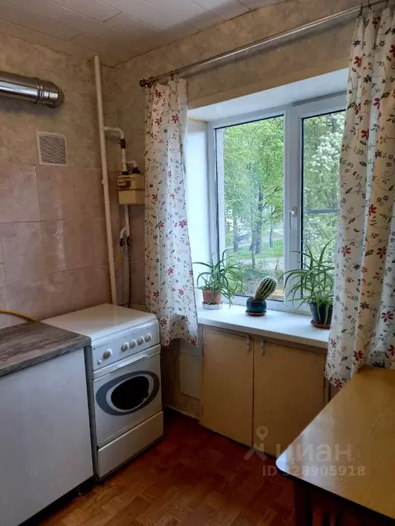 1-к кв. Тамбовская область, Тамбов ул. имени Сергея Лазо, 38 (30.8 м) - Фото 2