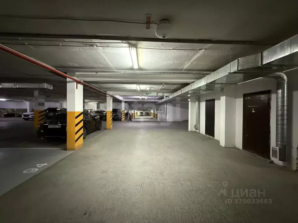 Гараж в Краснодарский край, Геленджик пер. Больничный, 1к4А (14 м) - Фото 1