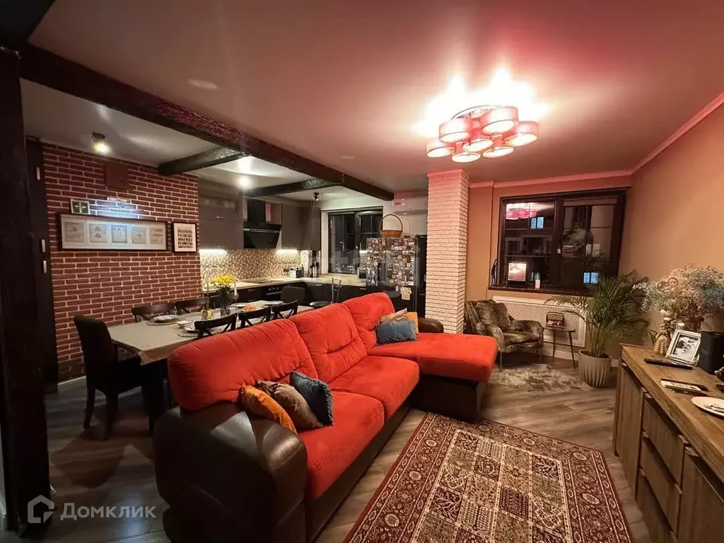 Продаётся 2-к квартира, 90 м - Фото 0