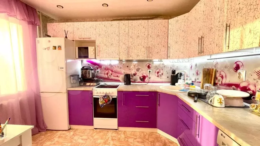 1-к. квартира, 36 м, 4/10 эт. - Фото 0