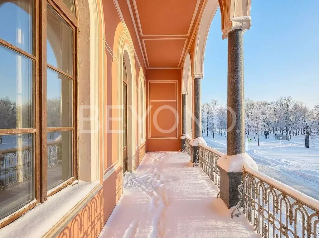 Дом в Санкт-Петербург, Санкт-Петербург, Петергоф Никольская ул., 11 ... - Фото 2