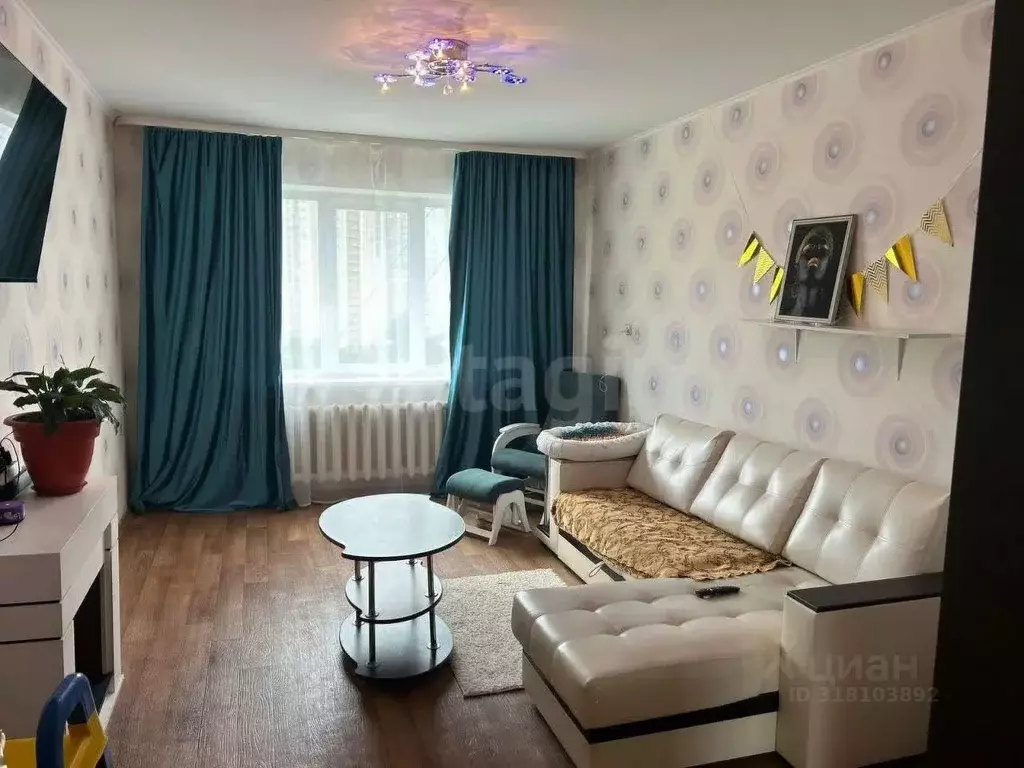 4-к кв. Саратовская область, Саратов Днепропетровская ул., 2 (78.6 м) - Фото 0