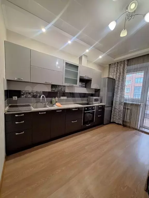 1-к. квартира, 44 м, 7/10 эт. - Фото 0