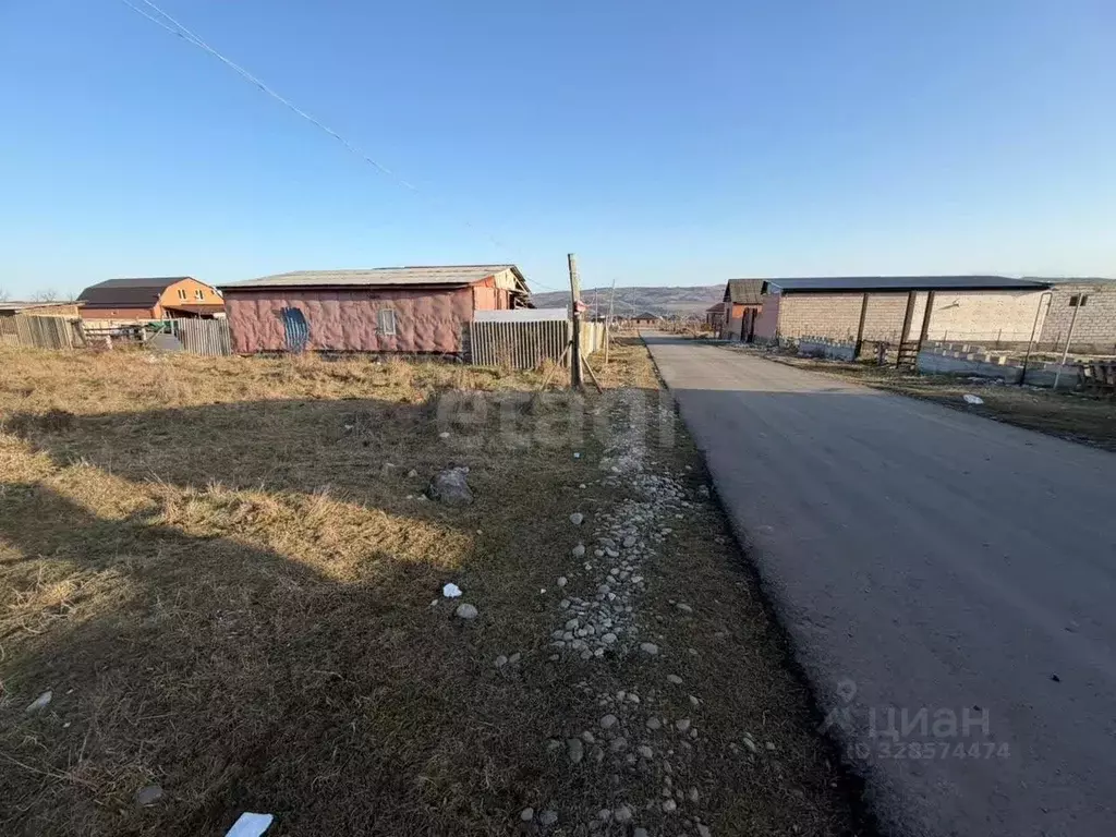 Участок в Ингушетия, Назрановский район, с. Плиево ул. Таргимская ... - Фото 1
