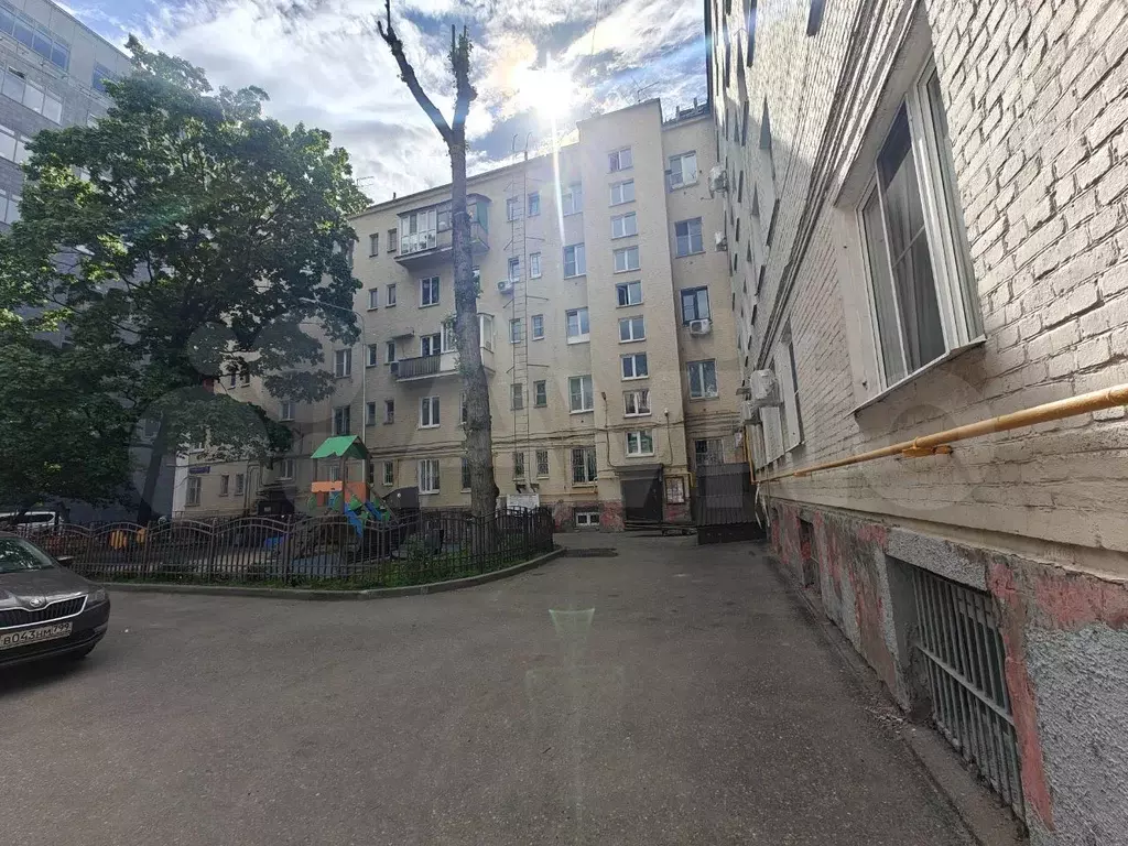 Своб. планировка, 60 м, 1/5 эт. - Фото 1