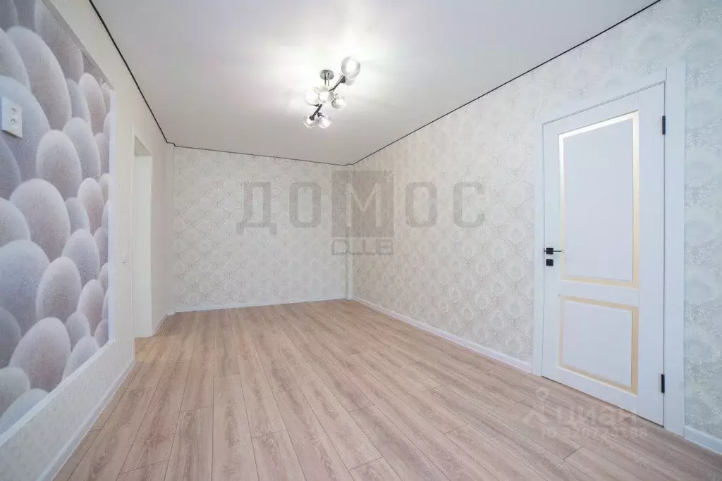 3-к кв. Свердловская область, Екатеринбург ул. Техническая, 49 (54.7 ... - Фото 0
