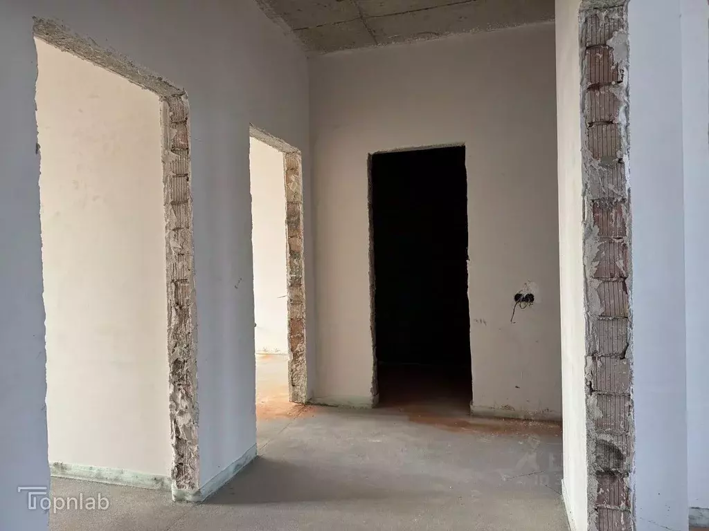 3-к кв. Кабардино-Балкария, Нальчик ул. Тлостанова, 22к2 (89.3 м) - Фото 1